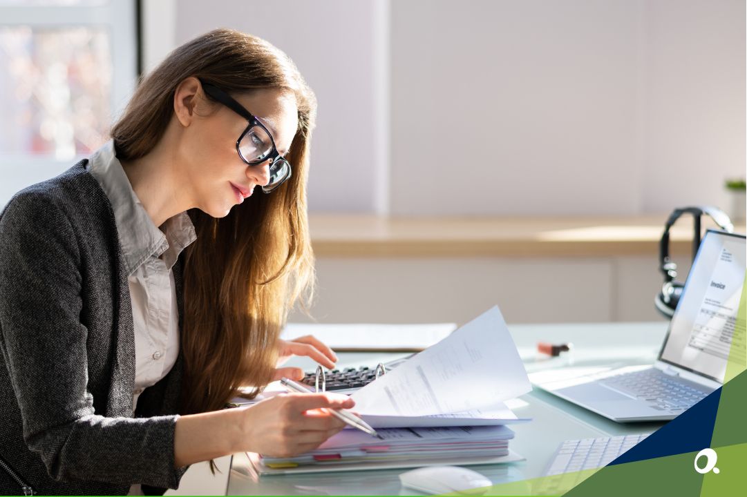 Finance professional working on a cloud accounting system